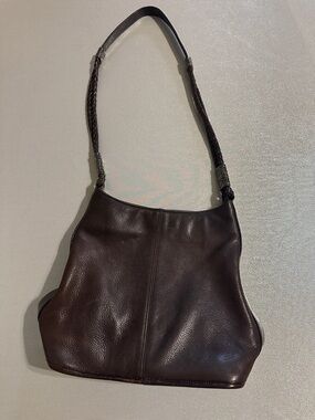 Fossil Classic Brown Leather Shoulder Bag - Women